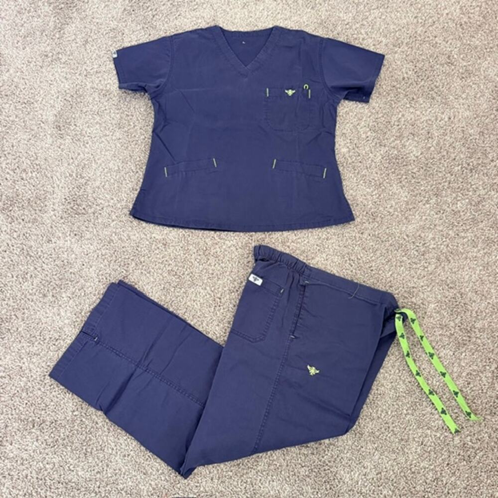 Med Couture Scrub Set Navy Blue w/Green Trim Drawstring Pants Women's Medium